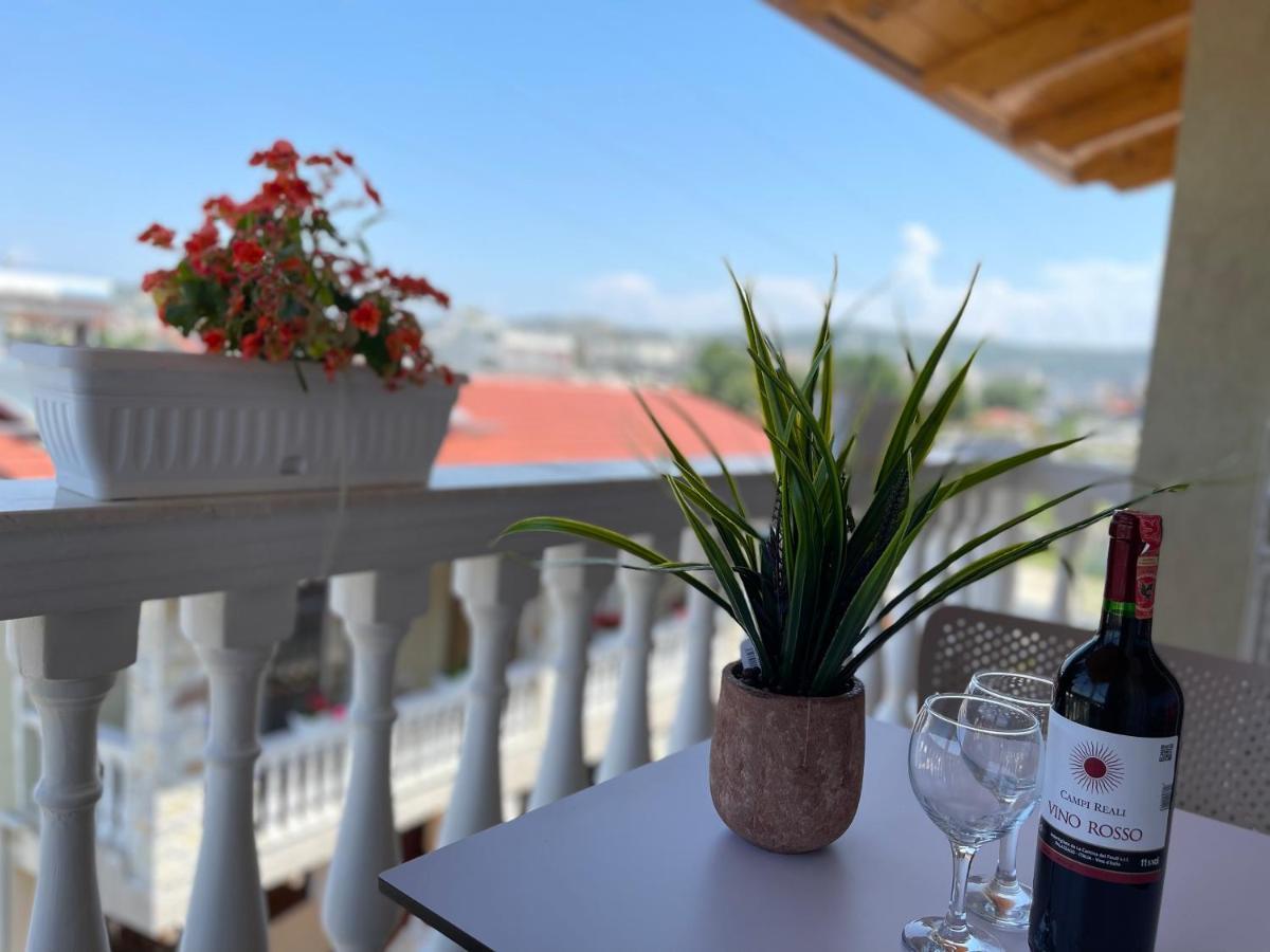 Arial Penthouse Suites Vlorë Extérieur photo