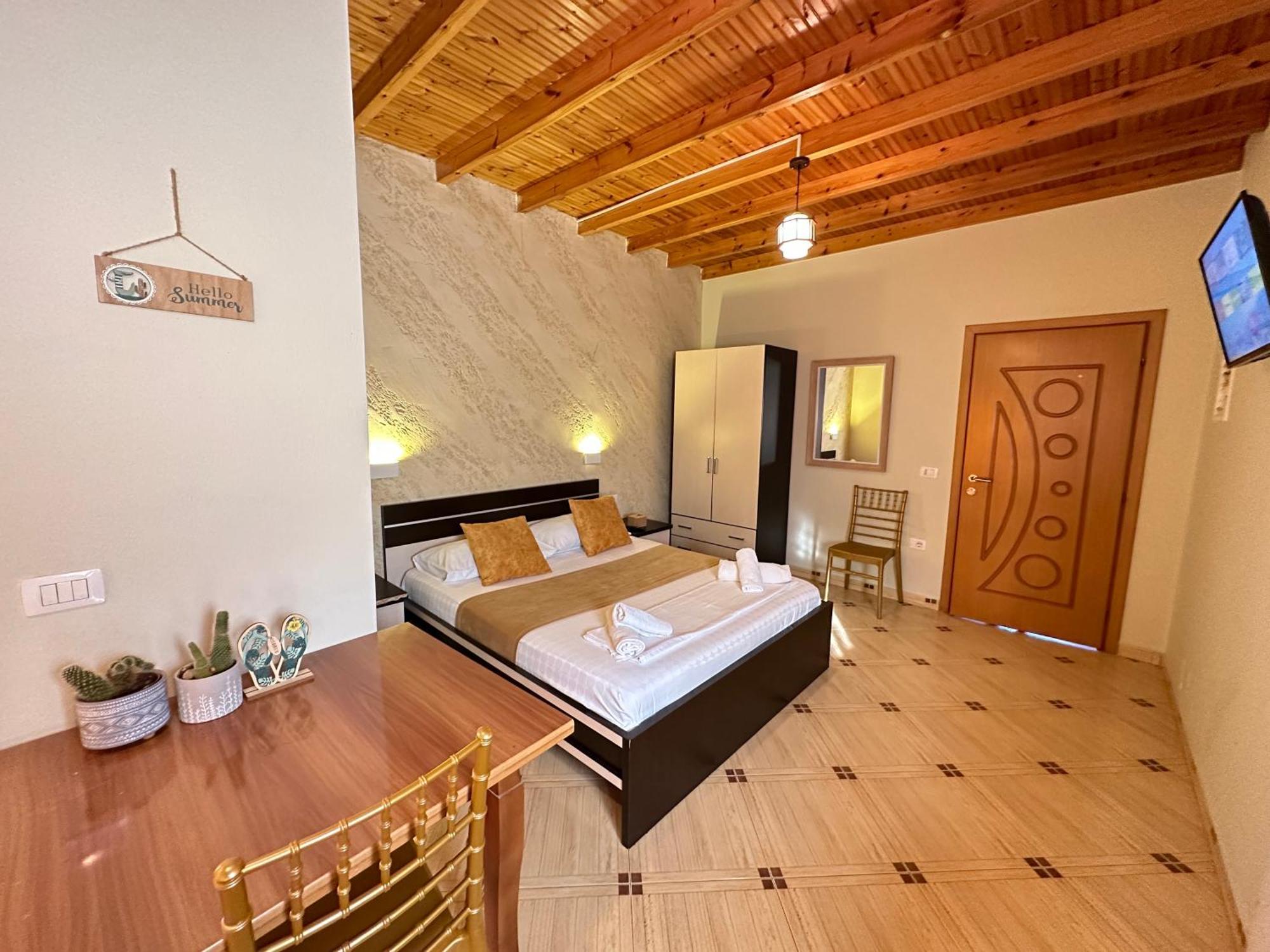 Arial Penthouse Suites Vlorë Extérieur photo