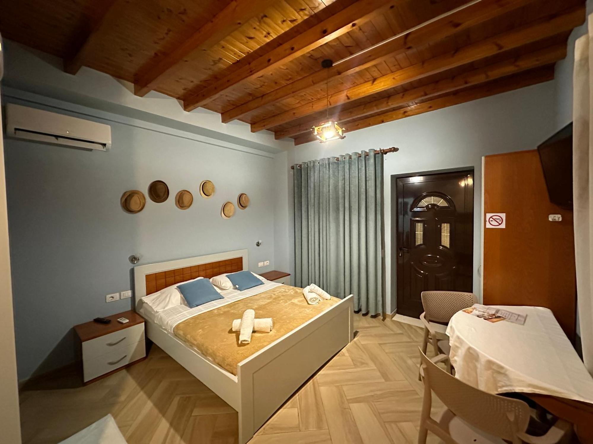 Arial Penthouse Suites Vlorë Extérieur photo