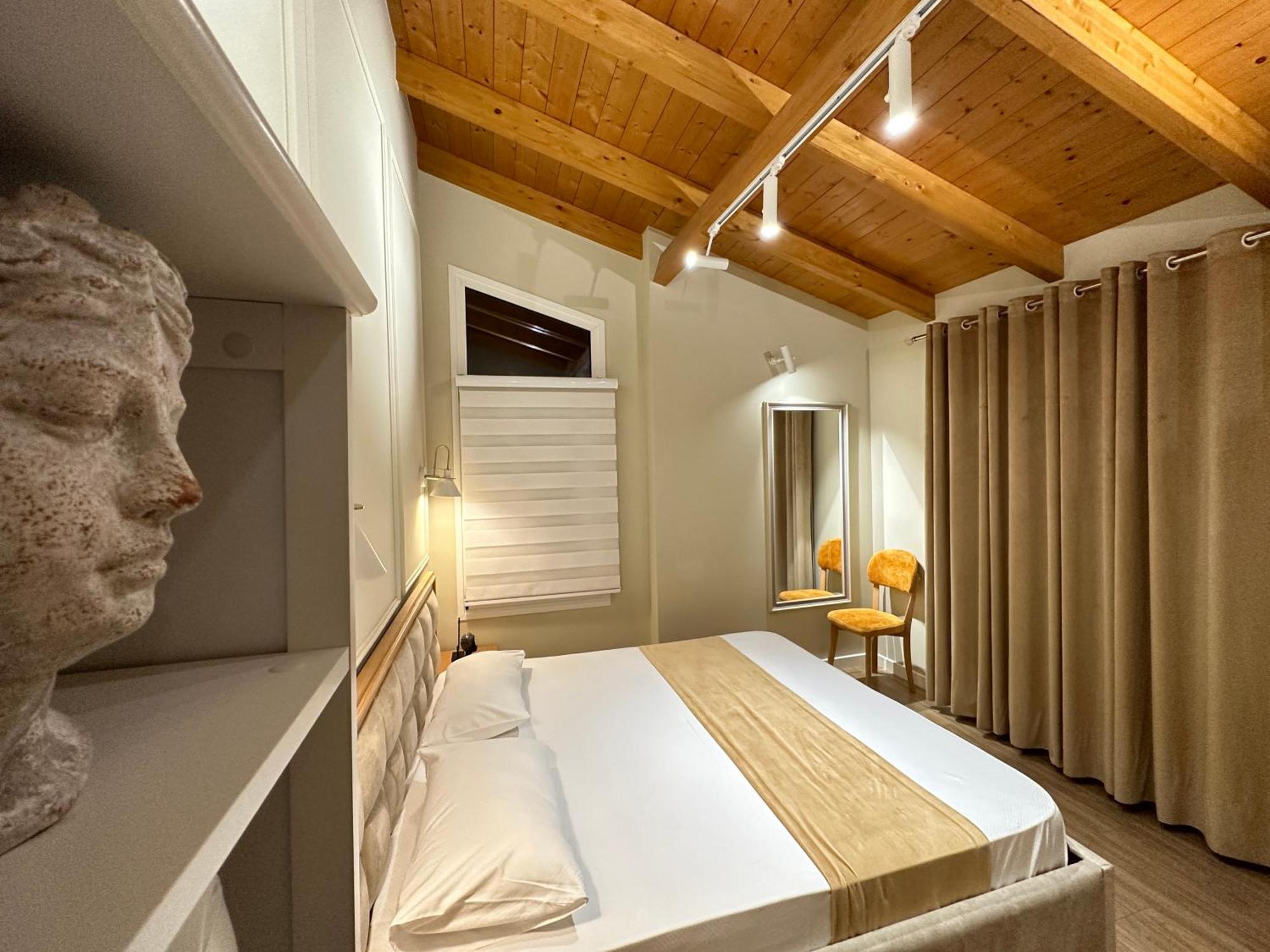 Arial Penthouse Suites Vlorë Extérieur photo