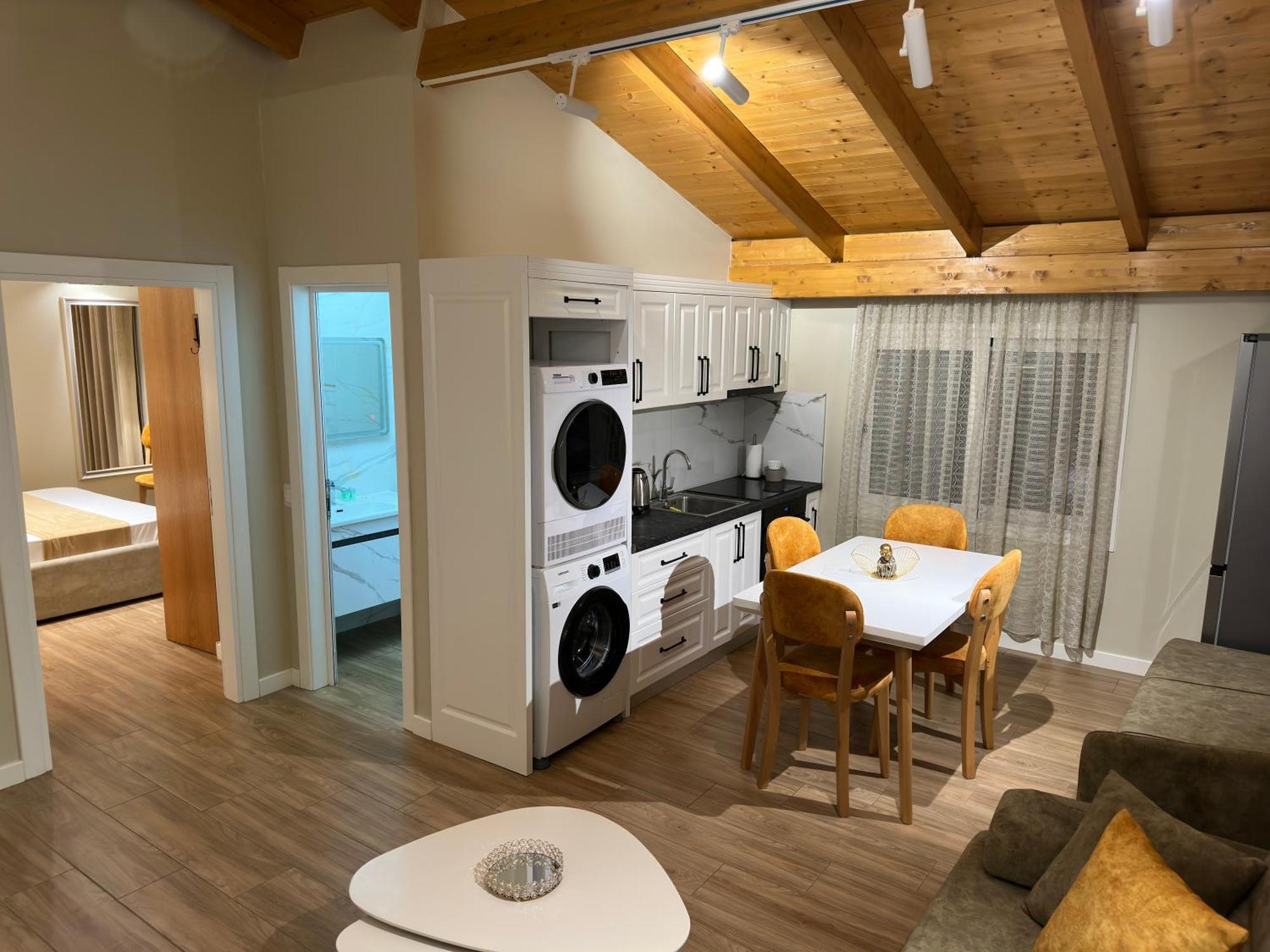 Arial Penthouse Suites Vlorë Extérieur photo