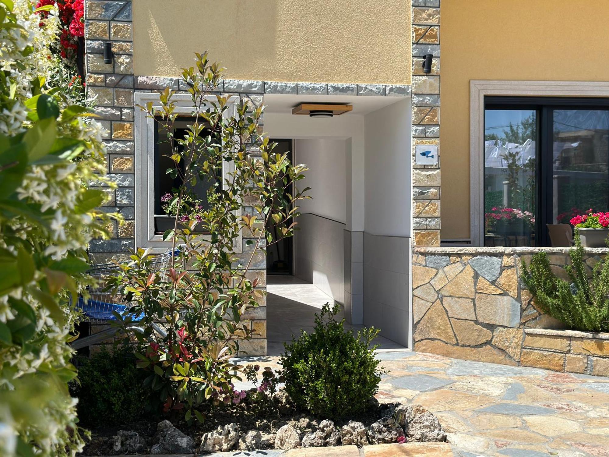 Arial Penthouse Suites Vlorë Extérieur photo