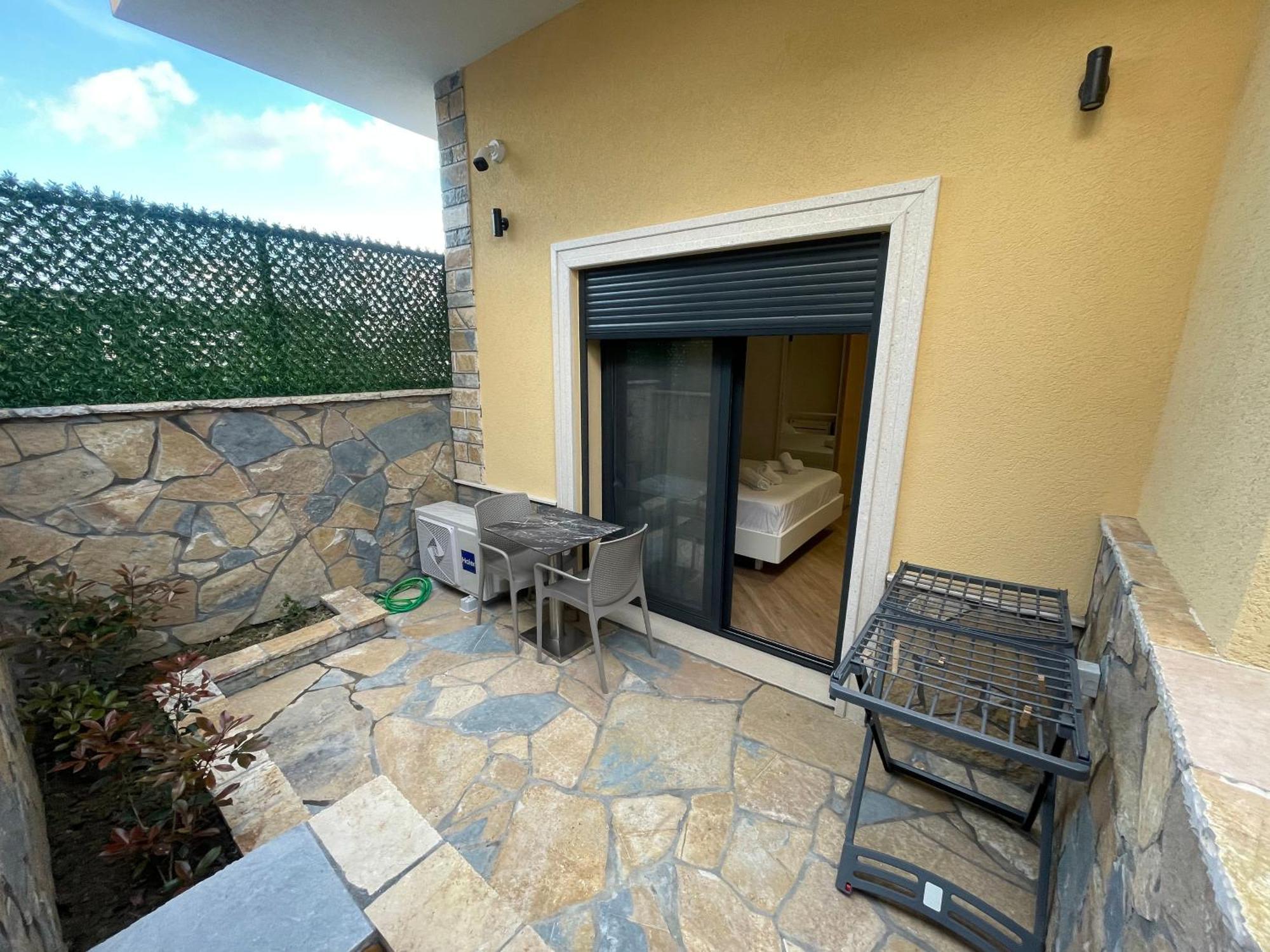 Arial Penthouse Suites Vlorë Chambre photo